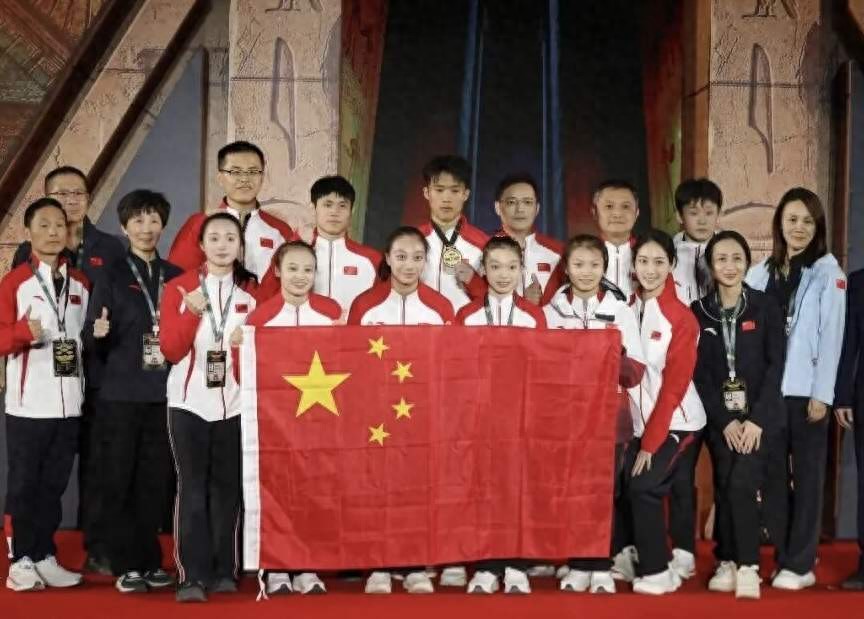 小鬼当家！中国队世界杯斩获3金，涌现多名新星