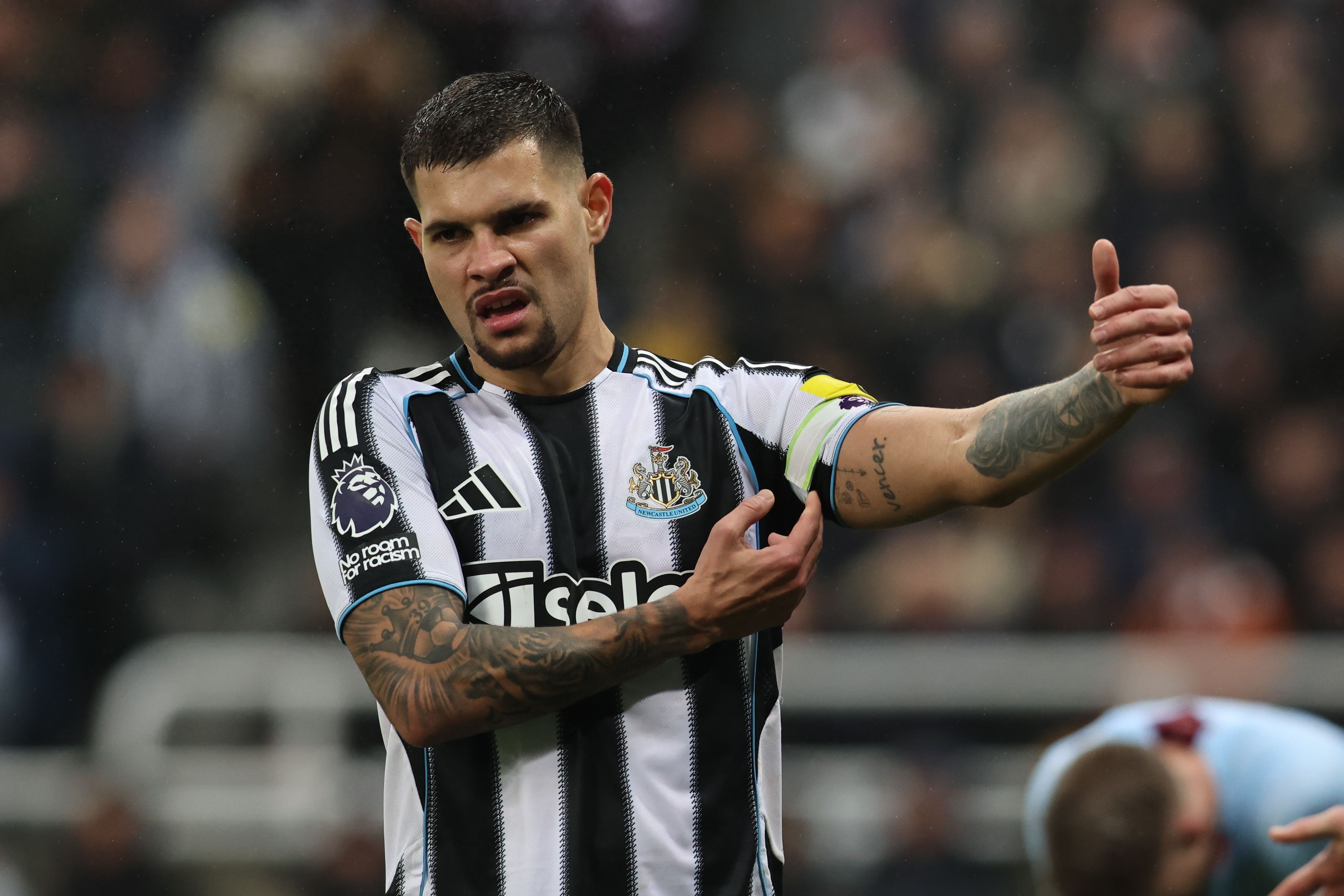 吉马良斯：作为巴西人，我们必须始终相信并有信念能夺得世界杯