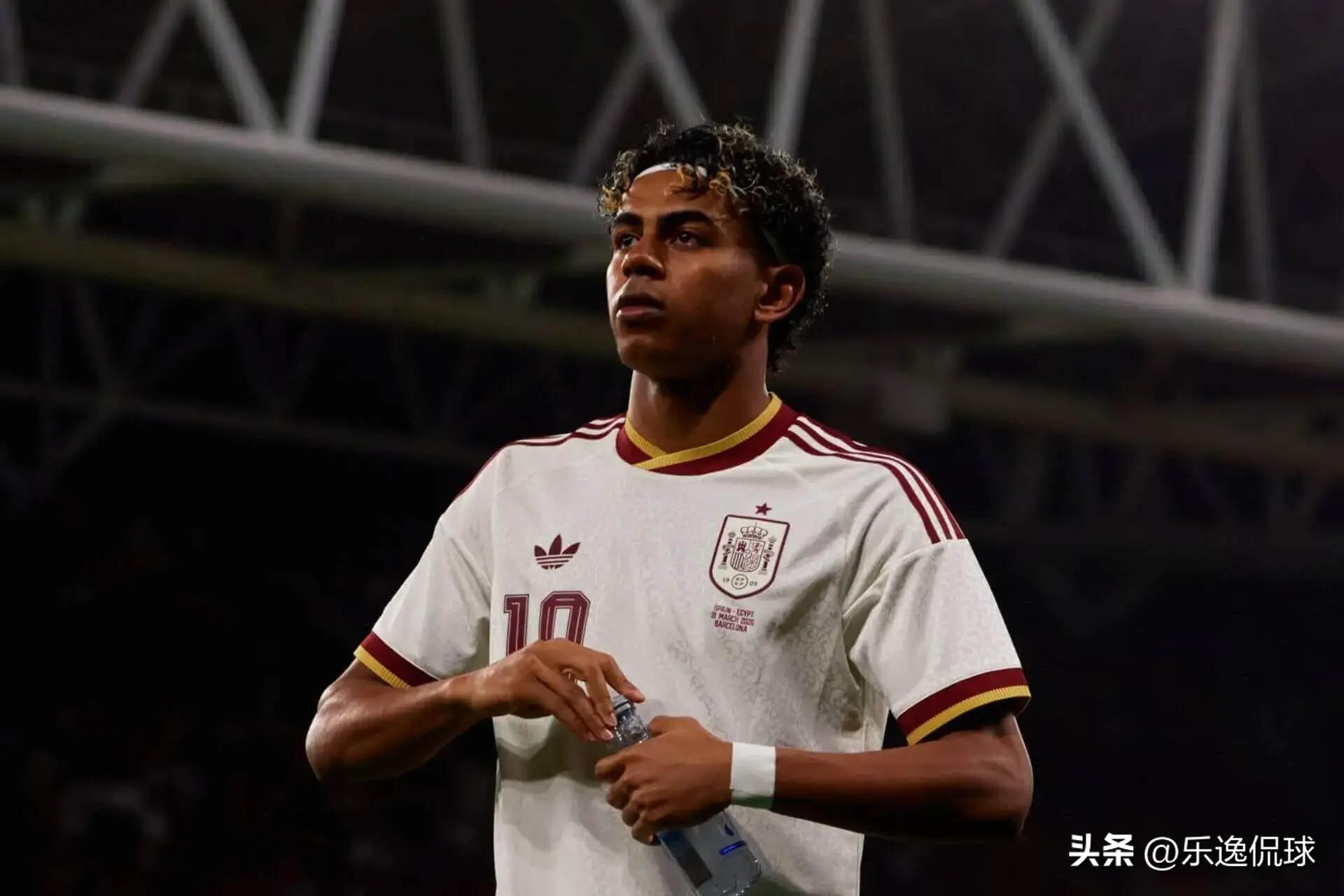 18人出征世界杯！巴萨创历史第一纪录，弗里克却迎来灭顶之灾