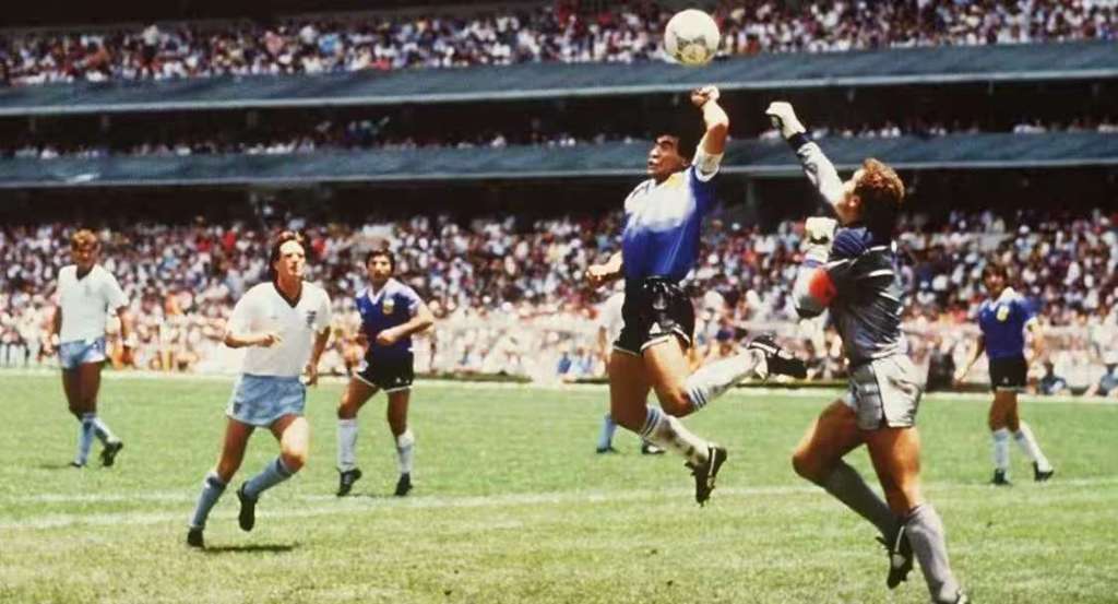 拒绝上帝之手！VAR的下一站：美加墨世界杯的中国“眼”