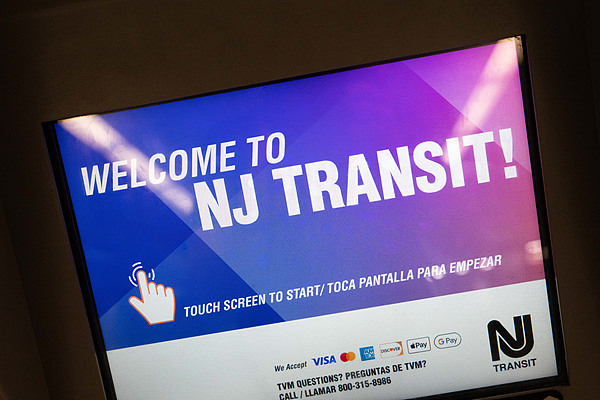 观赛球迷快要被美加墨世界杯榨干了，世界杯的口碑从这届开始垮塌？