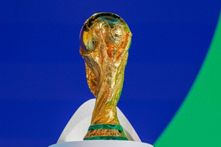 世界杯版权仍未官宣，颜强：FIFA要涨价，唯一版权谈判方不愿迁就